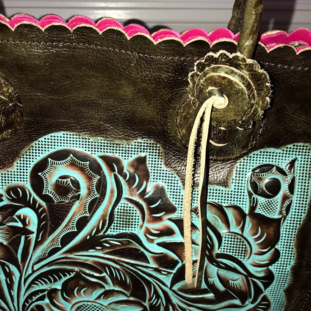 Patricia Nash Cavo tote - Picture 14 of 15